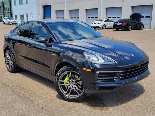 2022 Porsche Cayenne E-Hybrid S
