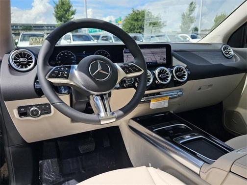 2025 Mercedes-Benz GLA 250 Base