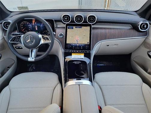 2025 Mercedes-Benz GLC 350e Base
