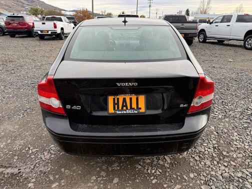 2005 Volvo S40 