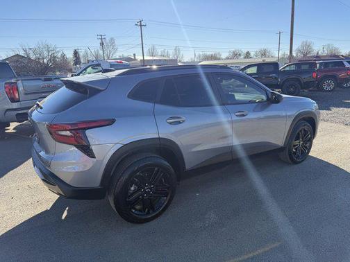 2025 Chevrolet Trax FWD ACTIV