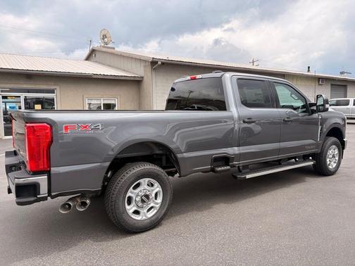 Carbonized Gray Metallic 2026 Ford F-250