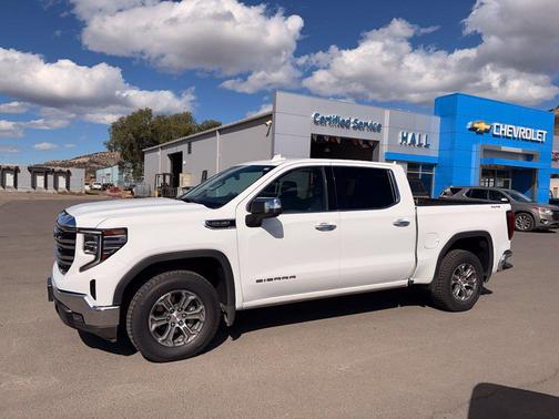 Summit White 2025 GMC Sierra 1500 SLT