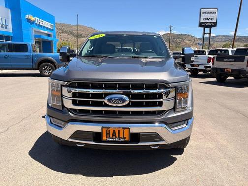 Carbonized Gray Metallic 2023 Ford F-150 Lariat