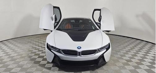 2019 BMW i8 Base
