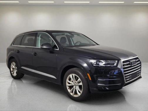 2019 Audi Q7 55 Premium