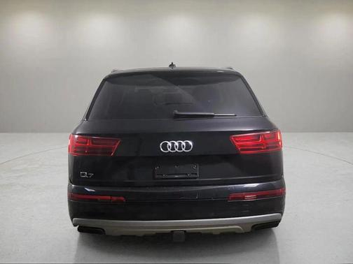 2019 Audi Q7 55 Premium