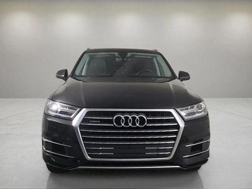 2019 Audi Q7 55 Premium