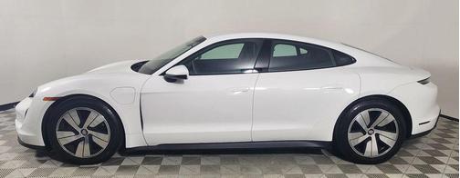 2021 Porsche Taycan Sedan 4D