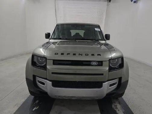 2024 Land Rover Defender 110 P300