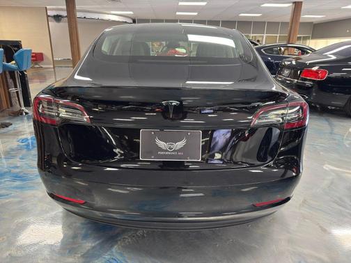 2018 Tesla Model 3 Mid Range