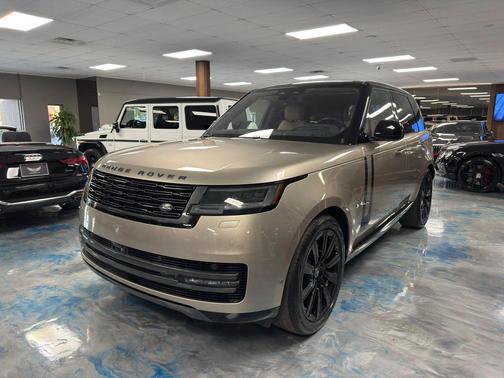2023 Land Rover Range Rover P400 SE