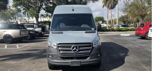 2023 Mercedes-Benz Sprinter 2500 Standard Roof