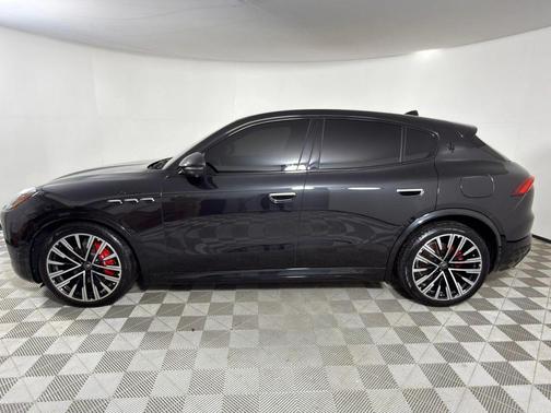 2023 Maserati Grecale Modena