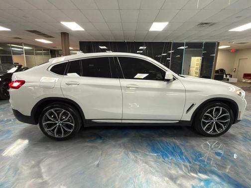 2020 BMW X4 xDrive30i
