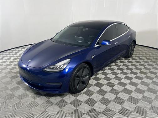 2020 Tesla Model 3 Standard Range