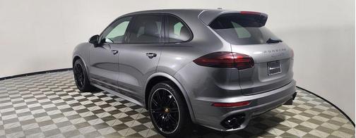 2016 Porsche Cayenne GTS