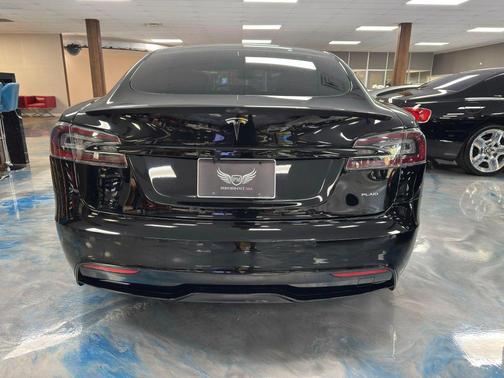 2021 Tesla Model S Plaid