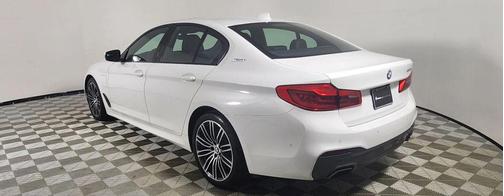 2019 BMW 530e iPerformance