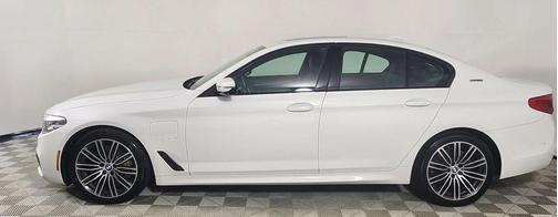 2019 BMW 530e iPerformance