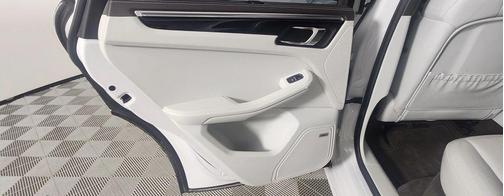 2017 Porsche Macan GTS