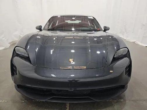 2022 Porsche Taycan GTS