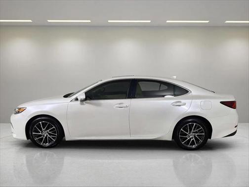 2016 Lexus ES 350 Base