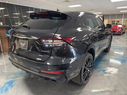 2023 Maserati Levante Modena