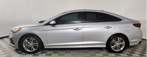 2019 Hyundai SONATA Limited