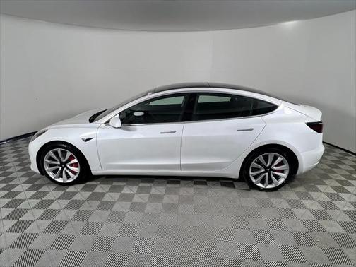 2019 Tesla Model 3 Long Range