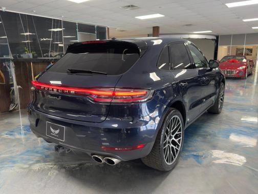 2020 Porsche Macan S