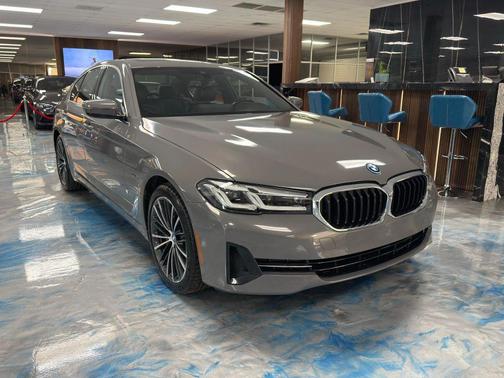 2022 BMW 530e Base