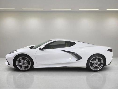 2020 Chevrolet Corvette Stingray w/2LT