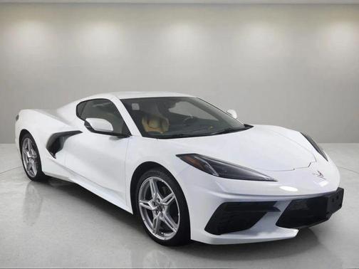 2020 Chevrolet Corvette Stingray w/2LT