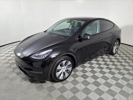 2022 Tesla Model Y Long Range Dual Motor All-Wheel Drive
