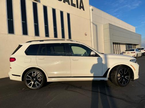 2019 BMW X7 xDrive50i