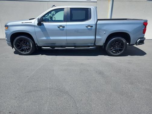Sterling Gray Metallic 2023 Chevrolet Silverado 1500 Custom