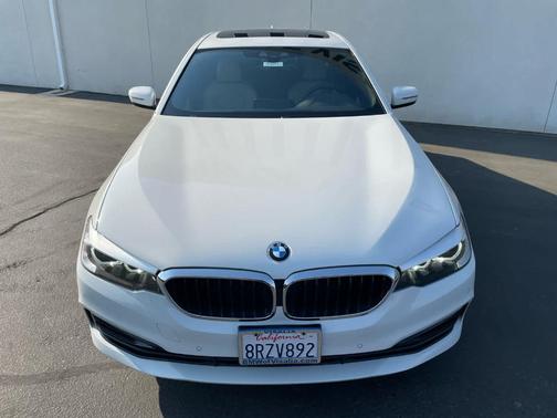 2020 BMW 530 i