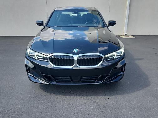 Jet Black 2025 BMW 330 i
