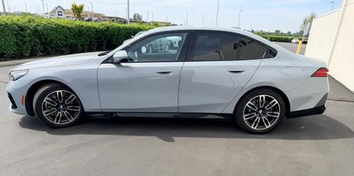 Gray Metallic 2026 BMW 530 i xDrive