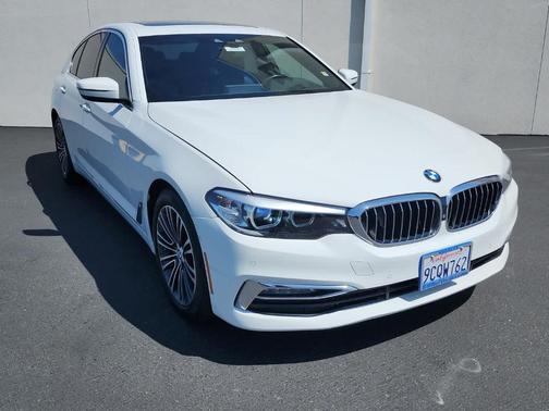 Alpine White 2017 BMW 530 i