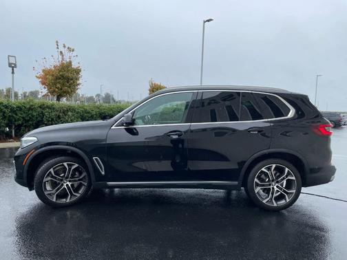 2023 BMW X5 sDrive40i