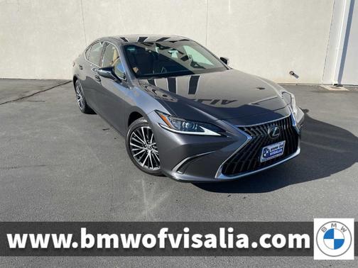 2025 Lexus ES 300h Base
