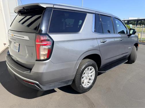 2022 Chevrolet Tahoe LS