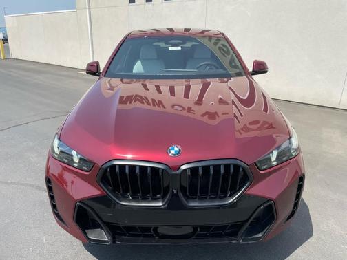 2026 BMW X6 xDrive40i