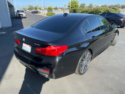2019 BMW 540 i