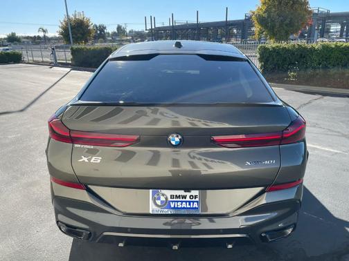 2026 BMW X6 xDrive40i