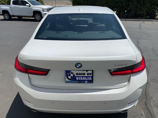 2025 BMW 330 i
