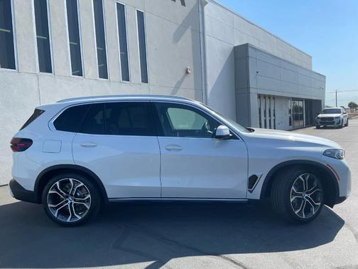 2026 BMW X5 PHEV xDrive50e