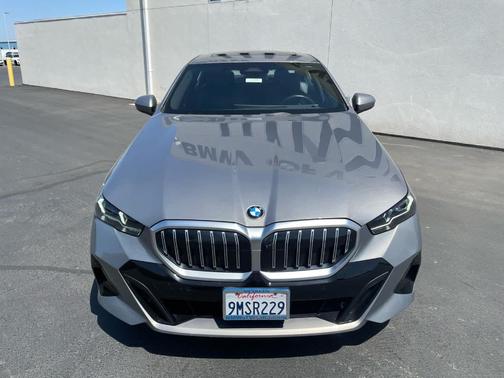 2024 BMW 530 i